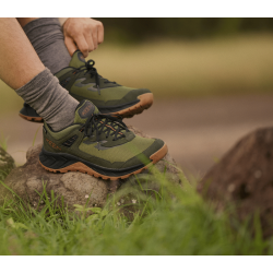 Keen Mens Hightrail Waterproof Hiking Shoe