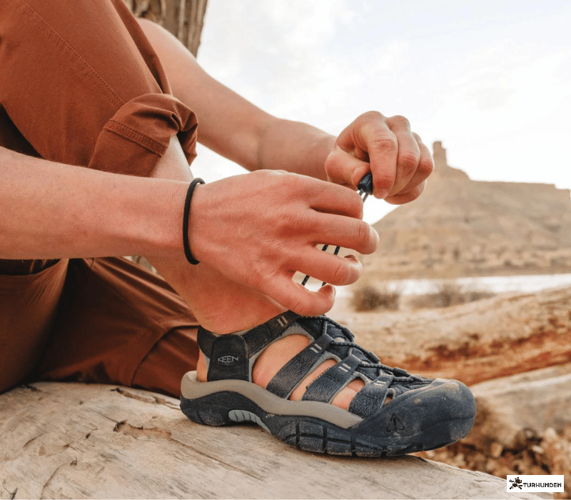 Keen Newport H2 - Navy/Magnet - Damesandal
